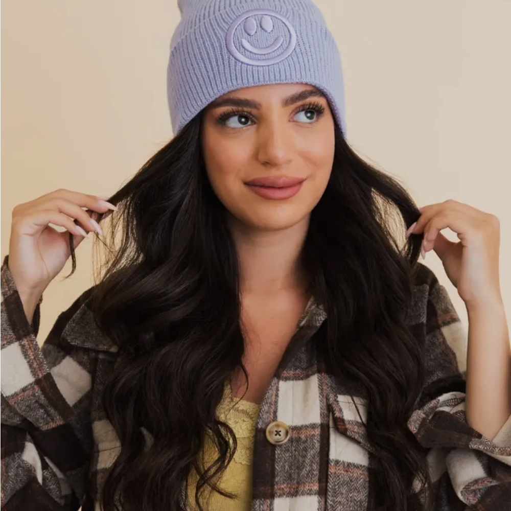 Happy Face Embroidered Ribbed Knit Beanie - Picture 5 of 14